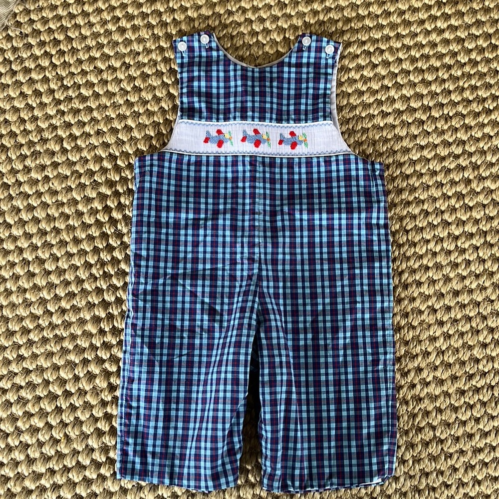Petit Bebé Smocked Jon Jon (Size 6M)